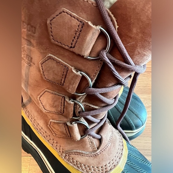 Sorrel Caribou waterproof snow boots - Picture 10 of 16
